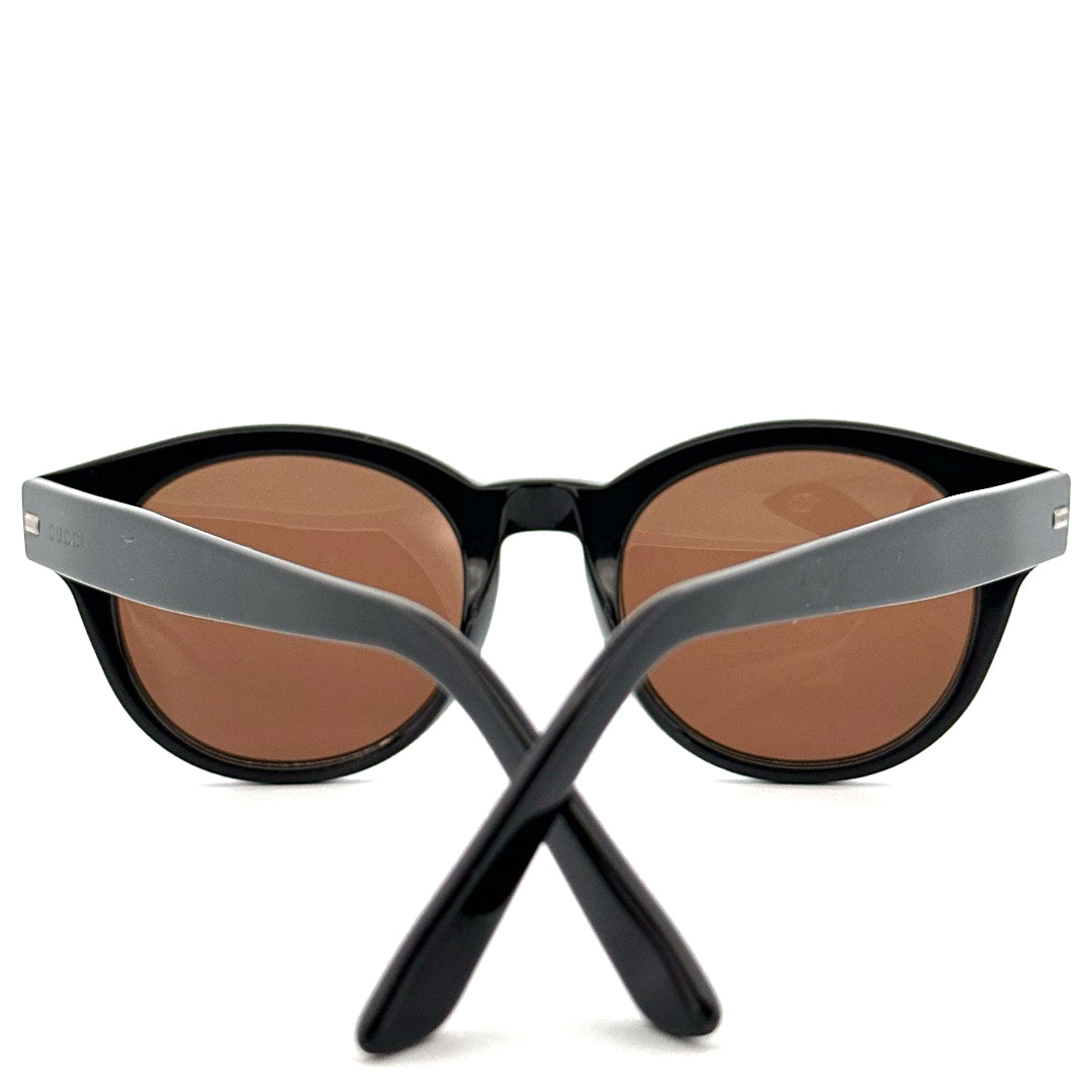 Vintage Gucci Sunglasses Mod 3746 - Small/Medium - Made in Italy