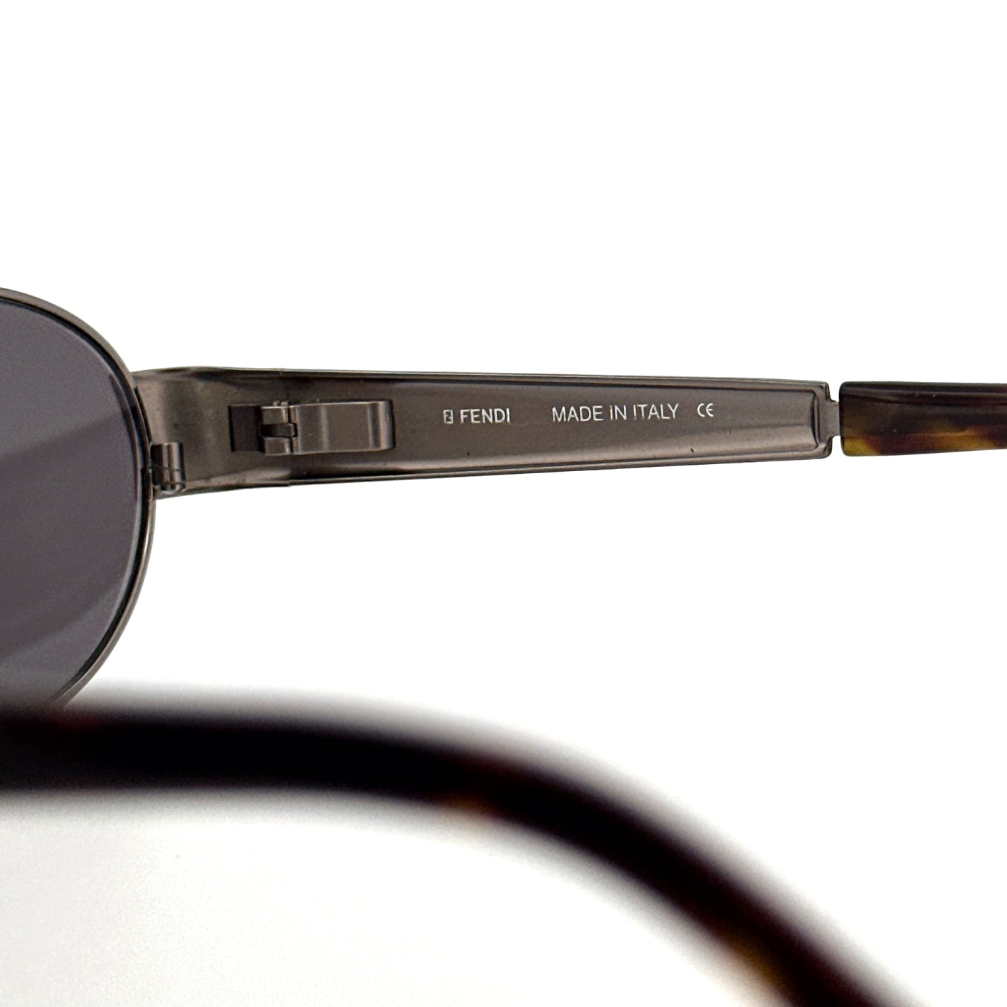 Vintage 90s Fendi Oval Sunglasses Mod SL 7166 - Medium - Made in Italy