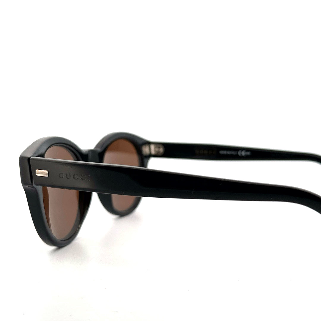 Vintage Gucci Sunglasses Mod 3746 - Small/Medium - Made in Italy