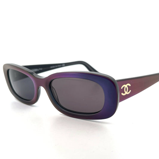 Vintage 90s Chanel 5011 Sunglasses Size Small Made in Italy