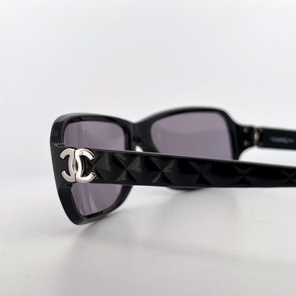 Vintage 90s Chanel 5050 Sunglasses Size Medium Made in Italy